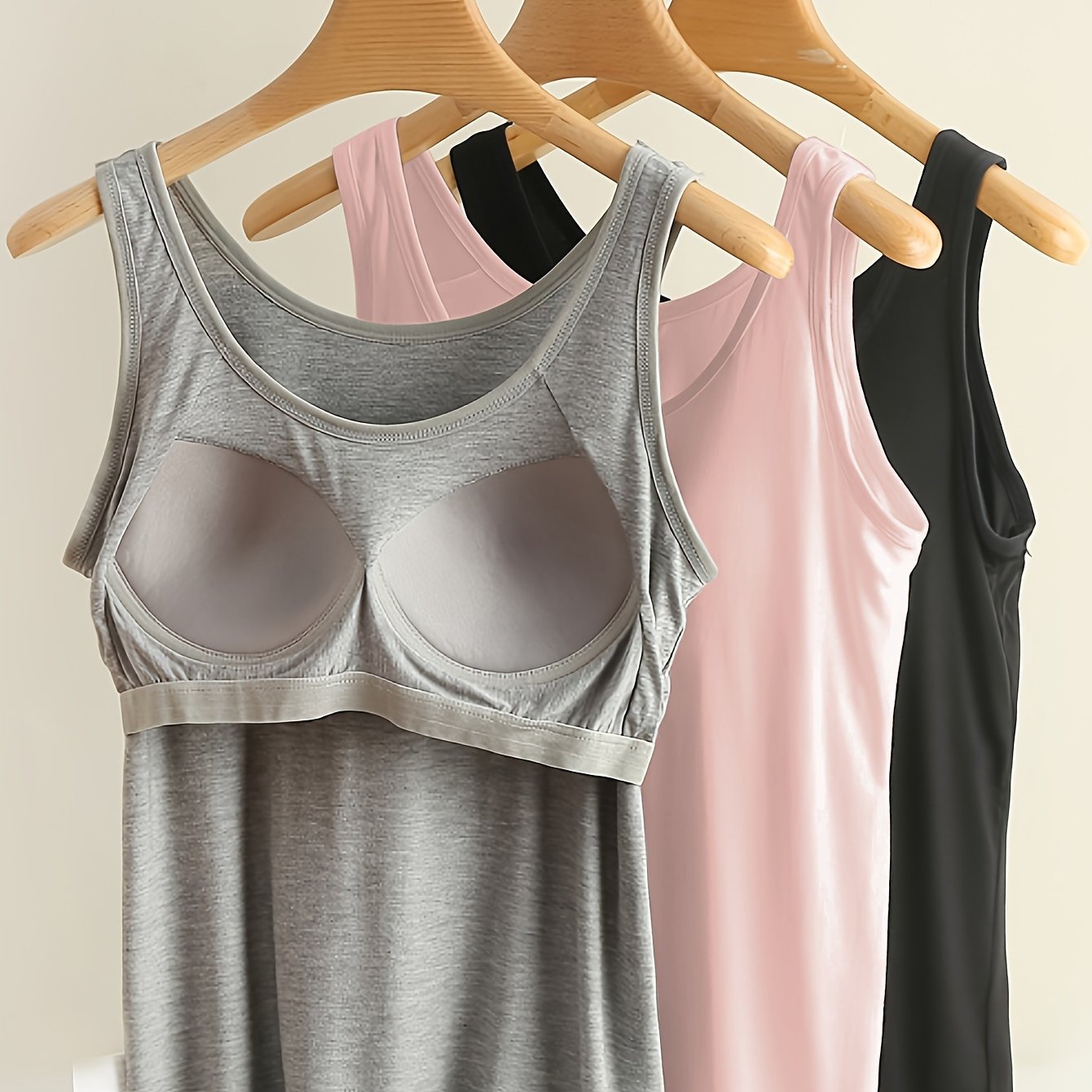 3pcs Set Women's Comfortable Wide Strap Sports Tank Tops with Built-in Pads, No Bra Needed, Simple and Fashionable, Can Be Worn as Innerwear or Outerwear