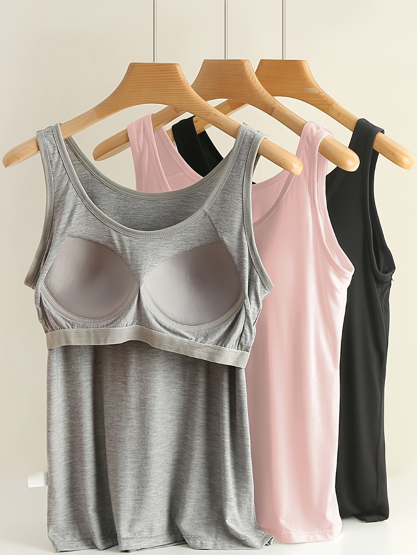 3pcs Set Women's Comfortable Wide Strap Sports Tank Tops with Built-in Pads, No Bra Needed, Simple and Fashionable, Can Be Worn as Innerwear or Outerwear