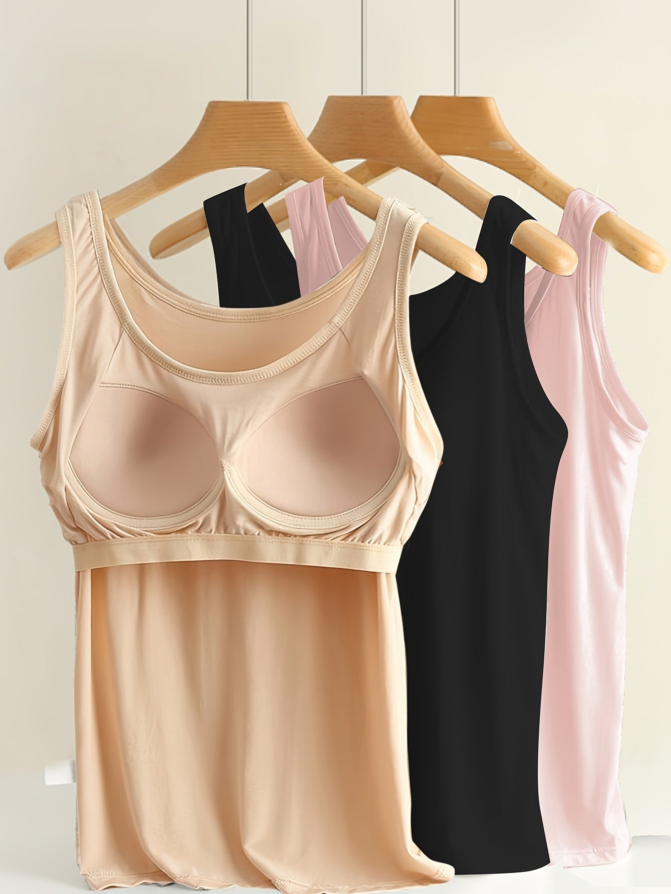 3pcs Set Women's Comfortable Wide Strap Sports Tank Tops with Built-in Pads, No Bra Needed, Simple and Fashionable, Can Be Worn as Innerwear or Outerwear
