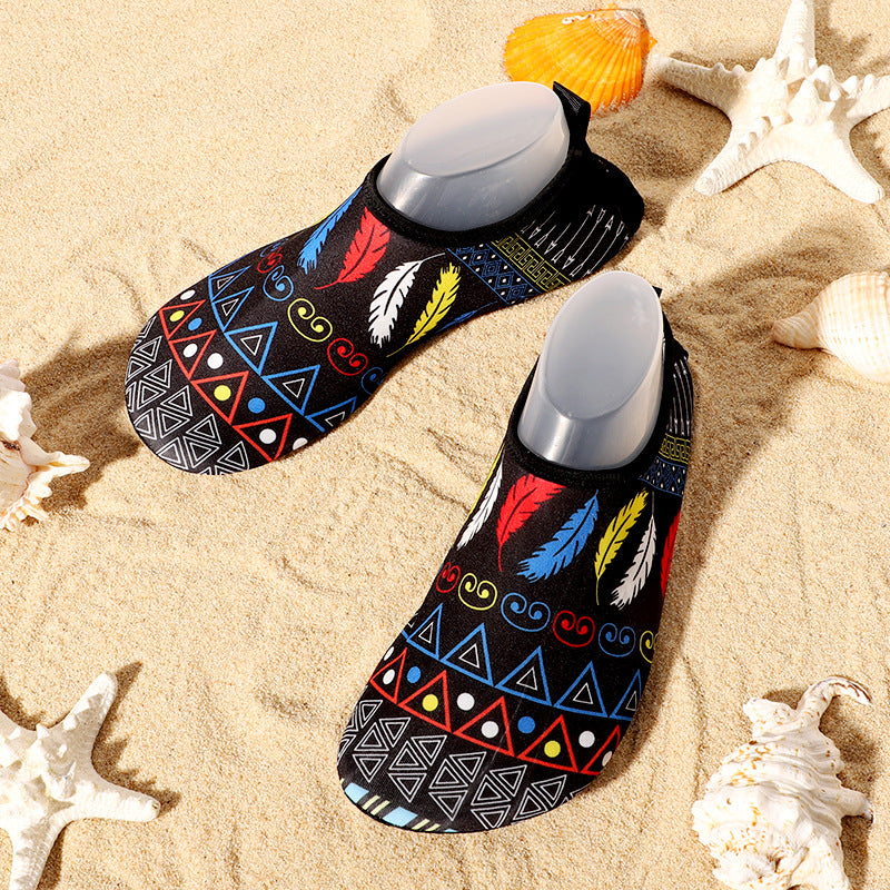 Cross-border new beach shoes quick-drying non-slip soft bottom outdoor wading shoes indoor fitness floor socks yoga shoes