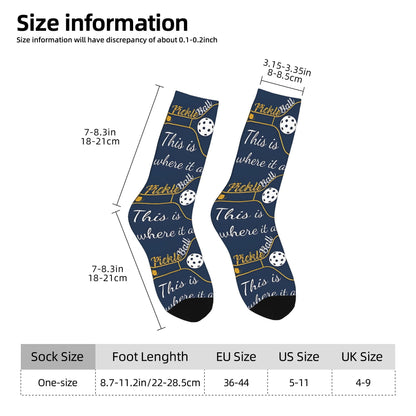1 Pair Men' Funny Pickleball Socks with Pickle-Themed Sayings & Print - Compression Fit for Pickleball Court, Casual Wear - Gift for Pickleball Players
